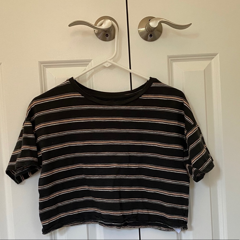 American Eagle stripped cropped tee